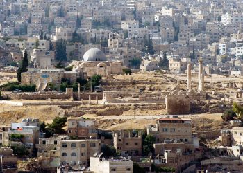 أجواء حارة نسبيًا اليوم وغدا