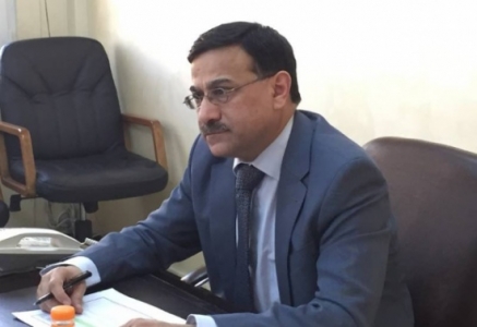 وزير المالية عز الدين كناكرية