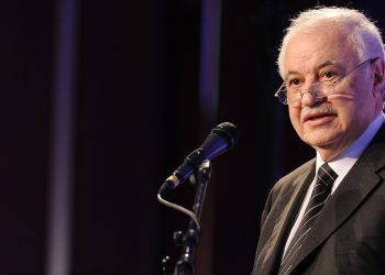 طلال أبو غزالة