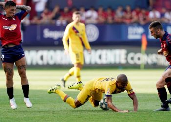 برشلونة يسقط في فخ التعادل أمام أوساسونا