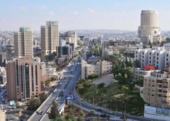 انخفاض طفيف على الحرارة وأجواء معتدلة اليوم