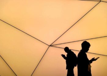 تقرير: لهذه الأسباب لا تحتاج لهاتف يدعم شبكات 5G