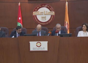 الرزاز يفتتح مكتبين للضمان الاجتماعي والغذاء والدواء