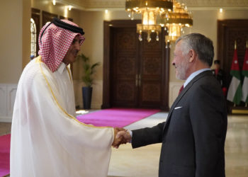 الملك يتقبل أوراق اعتماد عدد من السفراء