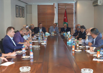 “تجارة الأردن” تستنكر تهميشها حكوميًا ونيابيًا