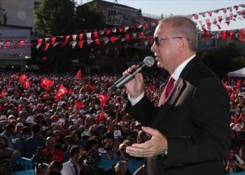 أردوغان: واشنطن تسعى لإنشاء منطقة آمنة للتنظيمات الإرهابية بسوريا