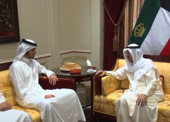 أمير الكويت يتسلم رسالة قطرية بشأن الأزمة الخليجية
