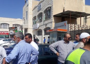 توقيف معلمين اثنين في إربد
