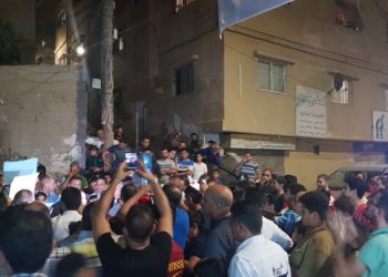 مسيرة ليلية في حي الطفايلة تأييدًا لنقابة المعلمين
