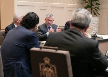 الملك يلتقي ممثلين عن القطاع الخاص