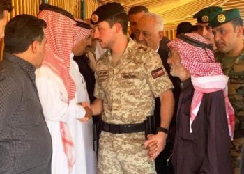 ولي العهد يعزي بوفاة الرقيب المشاقبة والعريف العياصرة