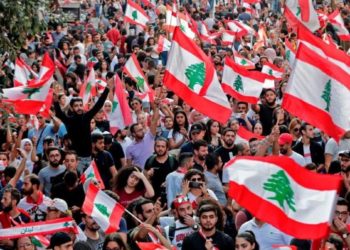 احتجاجات لبنان مستمرة لليوم الخامس