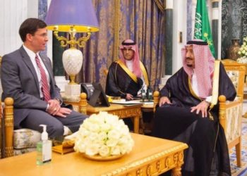 الملك سلمان يستضيف وزير الدفاع الأمريكي