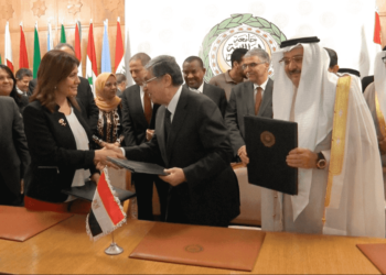 توقيع اتفاقيتين لتنفيذ ربط شبكتي الأردن ومصر بالربط الخليجي