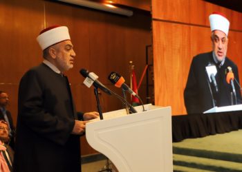 وزير الاوقاف يعلن شمول جميع الأئمة بإكرامية الخطابة
