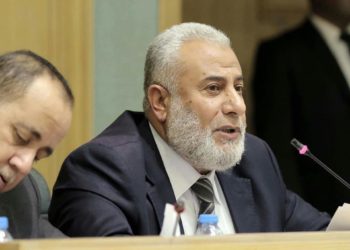 بمقترح من أبو السيد.. الصحة تتبرع بـ50 ألفا لمستشفى الحسين