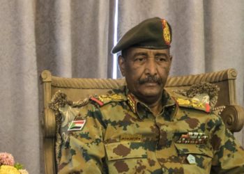 السودان.. تجمع المهنيين يستنكر تصريحات البرهان بشأن البشير ودعم السعودية والإمارات
