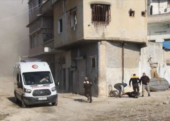 مقتل 3 أطفال في قصف روسي على تجمعات سكنية بإدلب