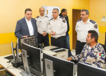 العسعس يزور الجمارك