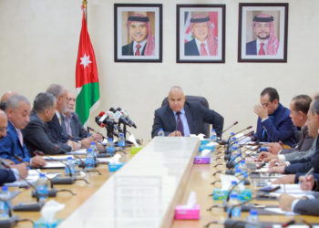 اللجنة المالية النيابية تحول 54 قضية فساد للقضاء