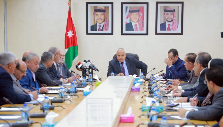 اللجنة المالية النيابية تحول 54 قضية فساد للقضاء