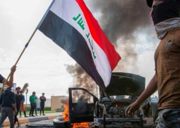 تظاهرات العراق تطالب بمحاسبة الفاسدين