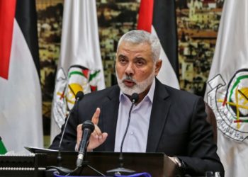 هنية يهاتف البرهان معزيا بضحايا حريق الخرطوم
