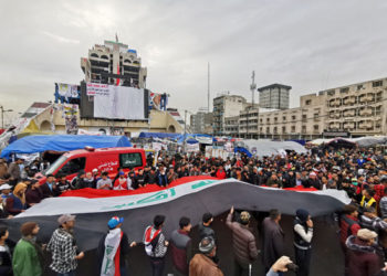 تظاهرات العراق تستعيد زخمها… وتنديد بالتدخل الإيراني
