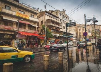 “تجارة عمان” تدعو التجار لأخذ الاحتياطات خلال المنخفض الجوي