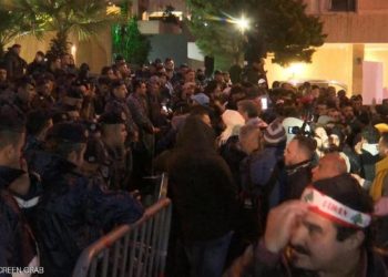 أحتجاجات أمام منزل رئيس الوزارء اللبناني المكلف حسان دياب