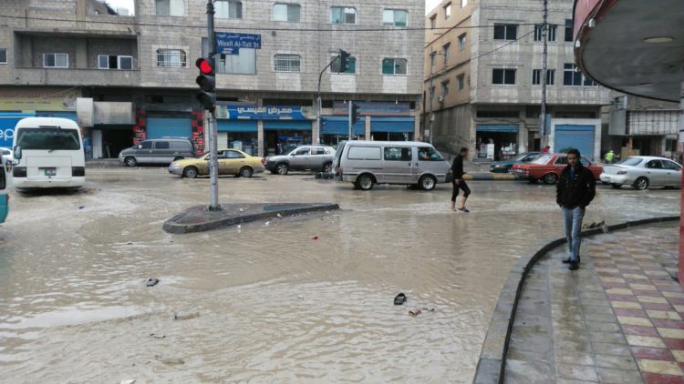 منخفض 2