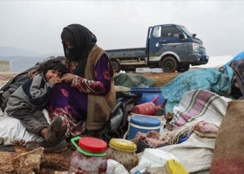 نظام الأسد يطالب مدنيي إدلب وريف حلب الغربي بالمغادرة