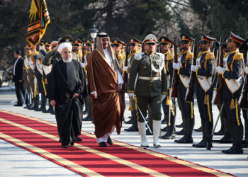 أمير قطر قال إنه أجرى مباحثات مثمرة مع الرئيس الإيراني في طهران (الجزيرة)