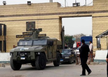 الأجهزة الأمنية المصرية تمعن في قتل المعارضين والمعتقلين باحتجازهم في ظروف غير إنسانية (مواقع التواصل)