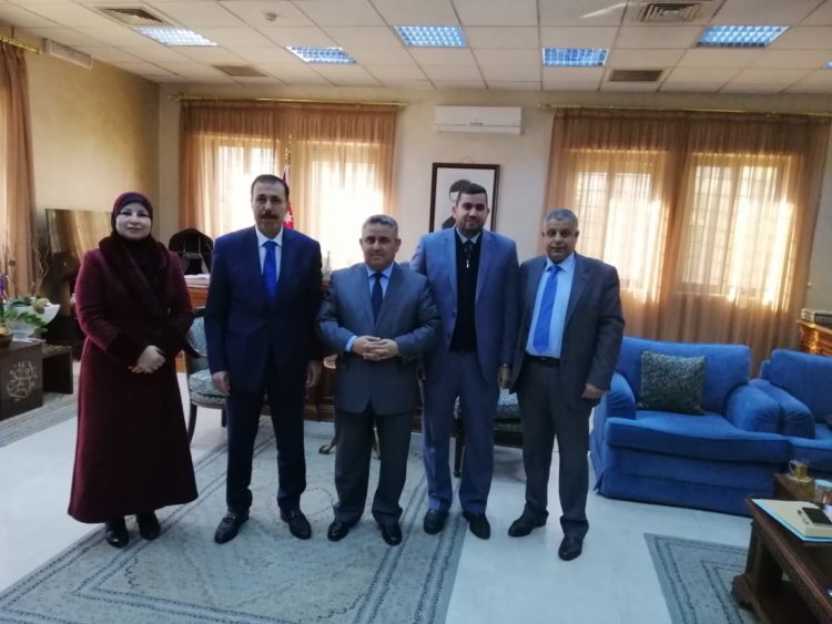 الفلاحات يسلم وزير التربية مذكرة لمطالب المهندسين الزراعيين العاملين في الوزارة