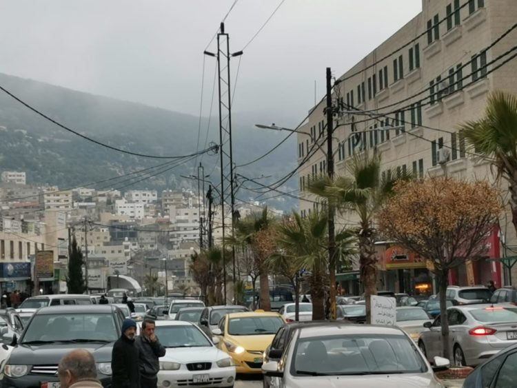 محافظ عجلون.. لا تهاون بحق اصحاب البسطات المخالفين