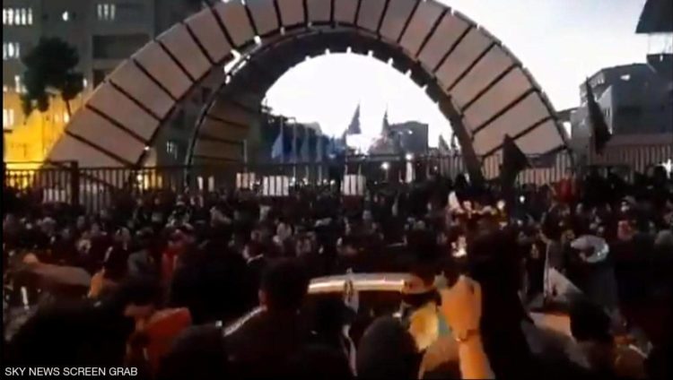 مظاهرات غاضبة في طهران احتجاجا على إسقاط الطائرة الأوكرانية