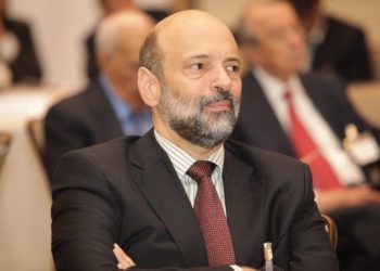 الرزاز يعلق على انتحار شاب بسبب مصادرة بسطته في اربد