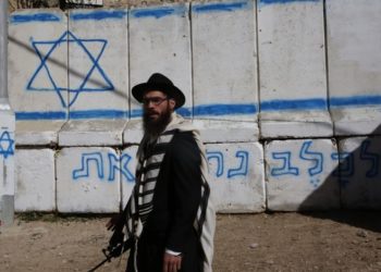 إقرار بناء مستوطنات بالضفة واعتداءات جديدة للمستوطنين