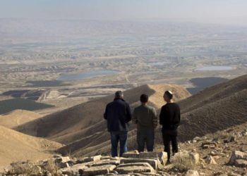 جنرال إسرائيلي يطالب بسرعة ضم غور الأردن