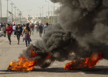 ارتفاع قتلى المواجهات ببغداد إلى اثنين وعشرات الجرحى