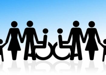 ذوو إعاقة يشكون حرمانهم من استخدام تطبيقات البنوك