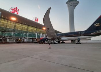 وصول طائرة إخلاء 71 طالبا أردنيا وعربيا من ووهان الصينية