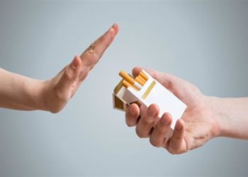 هل تقلع عن التدخين مقابل زيادة في راتبك؟