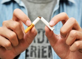 هل تقلع عن التدخين مقابل زيادة في راتبك؟