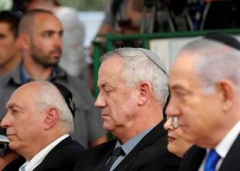 فضيحة تهز “إسرائيل” .. نتنياهو تجسس على غانتس