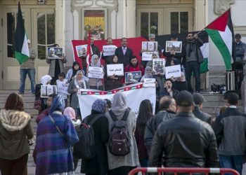 تونس.. وقفة تضامنية مع الشيخ رائد صلاح