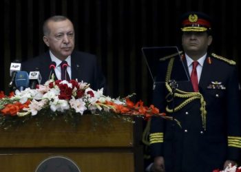 أردوغان: سندعم باكستان ضد الضغوط السياسية