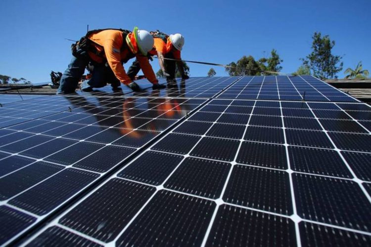 تركيب خلايا شمسية لبلديات المملكة العام الحالي