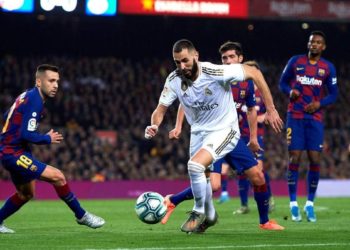 ريال مدريد وبرشلونة يحتاجان دعما في الخط الأمامي